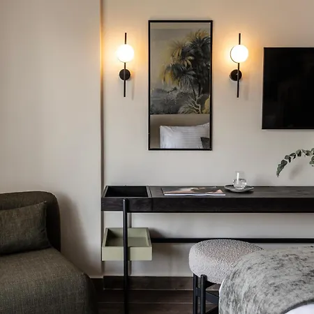 Cali & Designed For Adults By Louis Hotel 5*